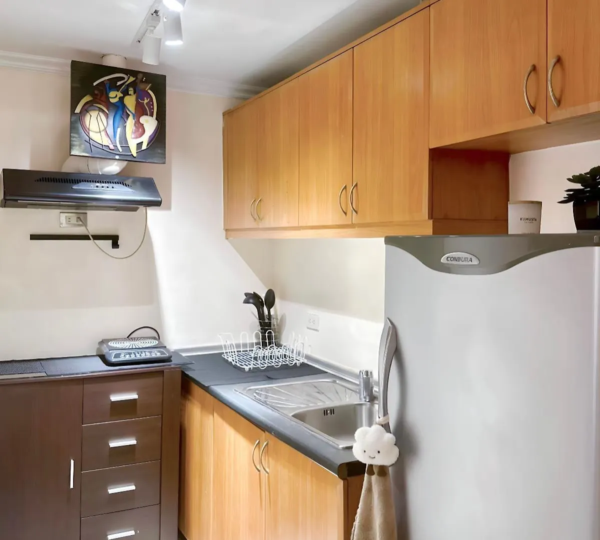 Hotel Affordable Staycation Airbnb Bgc Makati City